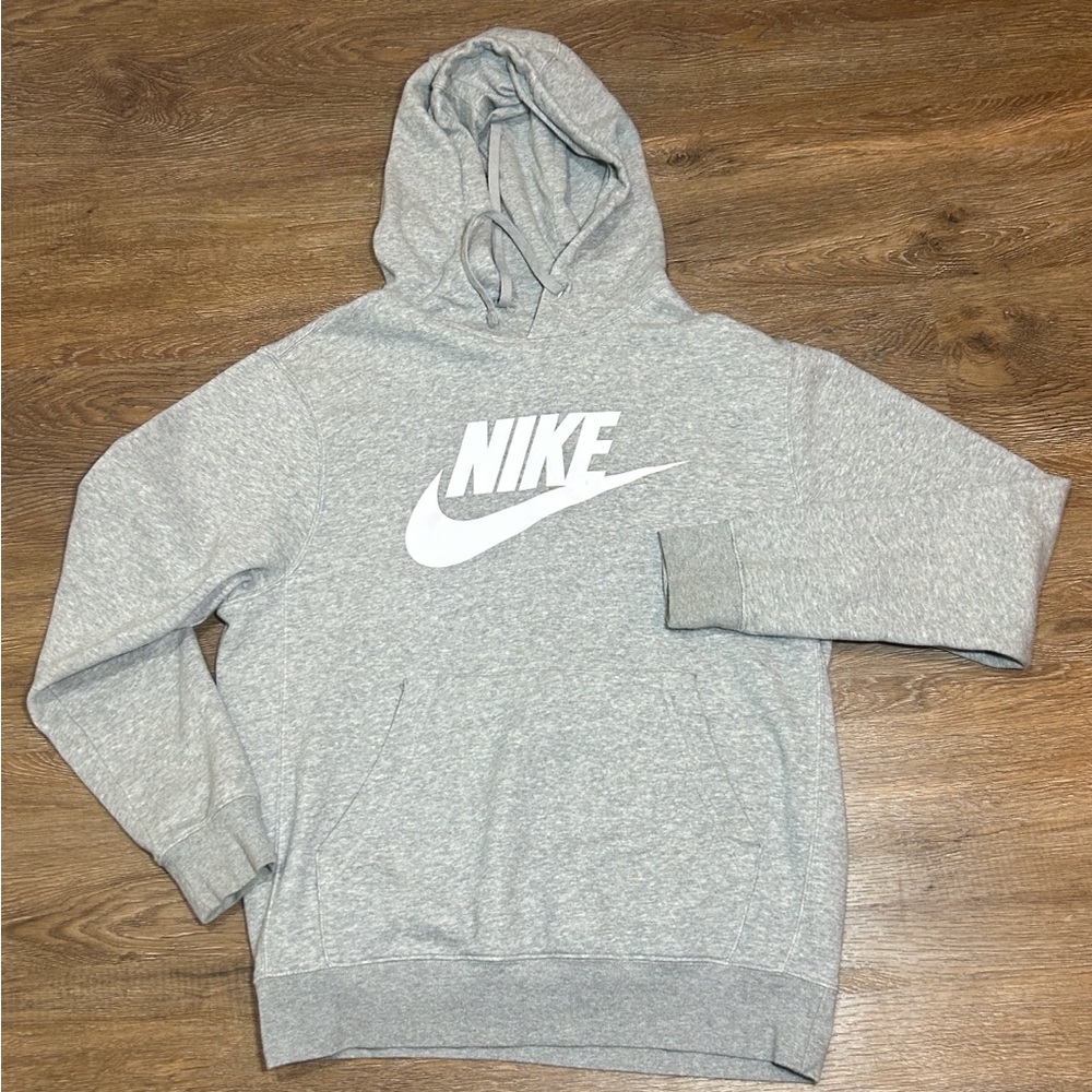 Nike Men's Club Fleece Gray Hoodie Sweatshirt - Picture 2 of 6